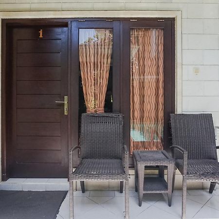 Denays Guesthouse Jimbaran Luaran gambar